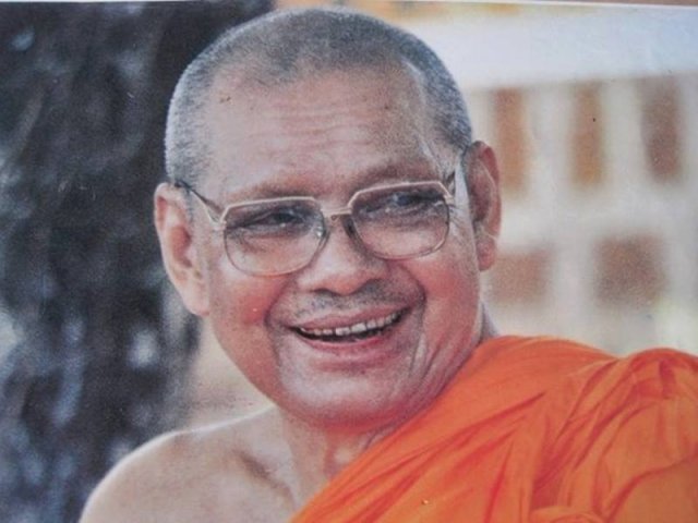 หลวงพ่อฤาษีลิงดำ-2