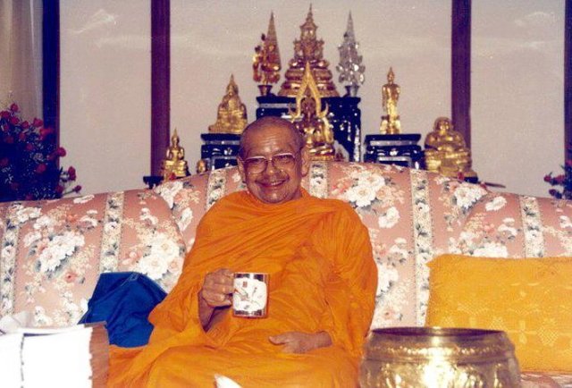 หลวงพ่อฤาษีลิงดำ-22