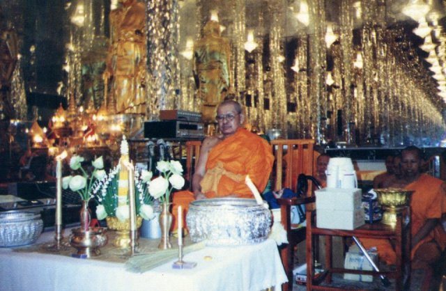 หลวงพ่อฤาษีลิงดำ-25